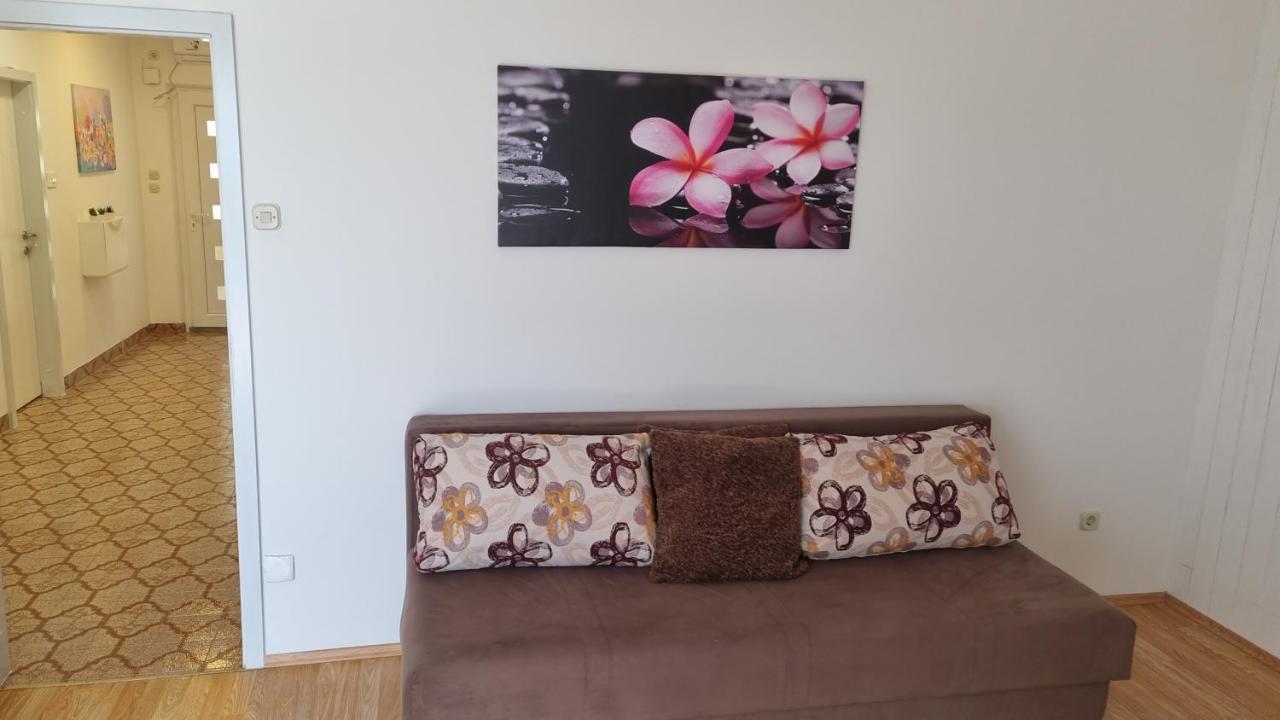Villa Silvana Brown Marusici  Buitenkant foto